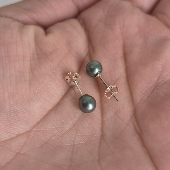.925 Sterling Silver Green Sphere Stud Earrings and Pendant Brand new - Picture 4 of 5
